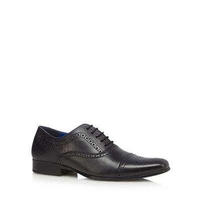 Red Tape Black leather seamed toe cap brogues